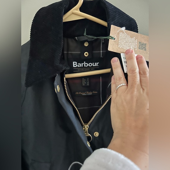 NEW! BARBOUR size 6 US Beadnell Long Wax Jacket Navy Blue Classic Tartan Gold - Picture 4 of 11